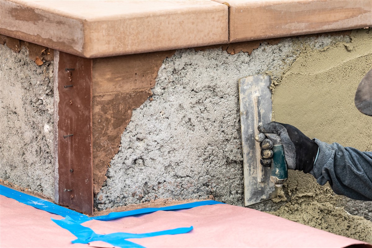 préparer la pose d'un carrelage extérieur